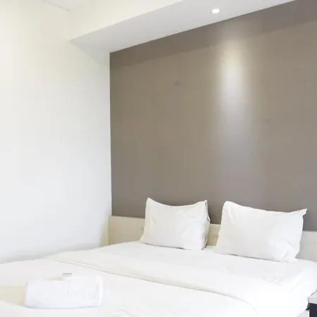 Homey 2Br Apartment At Parahyangan Residence Near Parahyangan University By Travelio